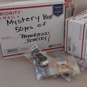 Paparazzi jewelry MYSTERY BOX !